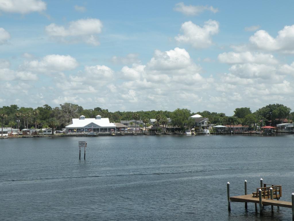 Tradewinds Homosassa Marina Resort Εξωτερικό φωτογραφία